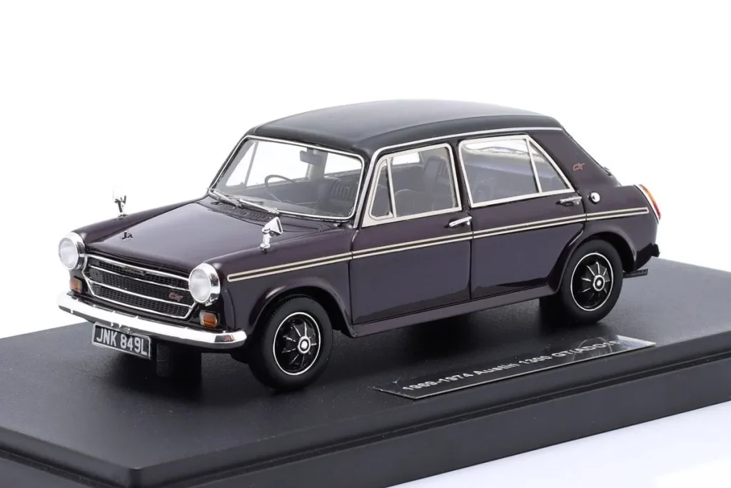 โมเดลรถ 1:43 Austin 1300 GT ปี 1969 สีม่วง Matrix
