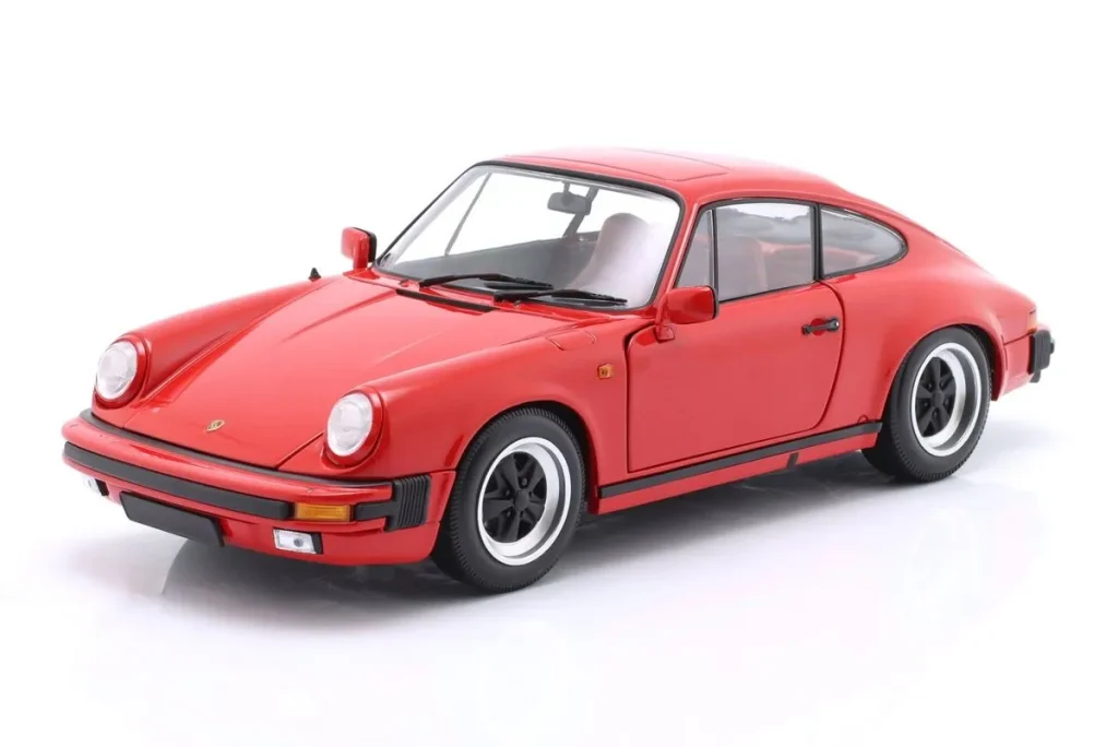 โมเดลรถ 1:18 Porsche 911 Carrera Coupe 3.2 ปี 1983 สีแดง Minichamps