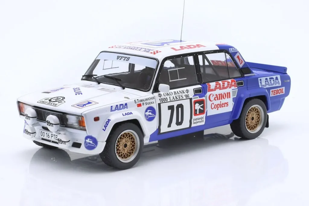 โมเดลรถ 1:18 Lada VAZ 2105 VFTS #70 Eugenijus Tumalevičius, Pranas Videika แรลลี่ 1000 Lakes ปี 1986 Ixo