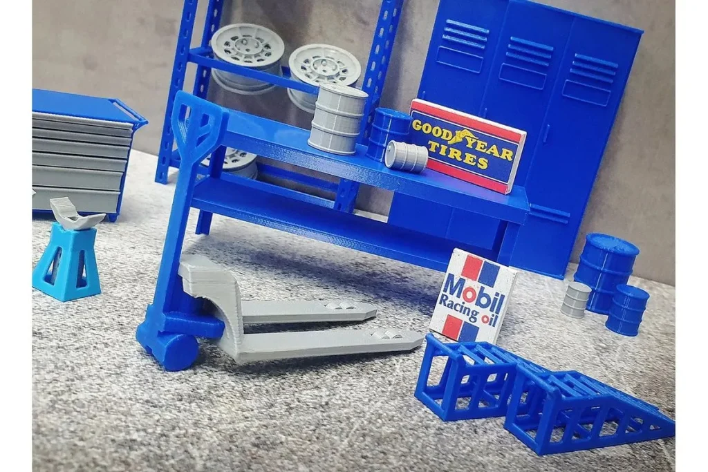 โมเดลรถ 1:18 Werkstatt อุปกรณ์เสริม Set (groß) น้ำเงิน สีน้ำเงิน Dioramatoys