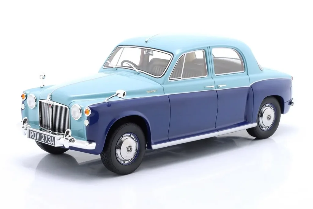 โมเดลรถ 1:18 Rover 110 P4 ปี 1962 สีฟ้าอ่อน / น้ำเงินเข้ม Cult Scale Models