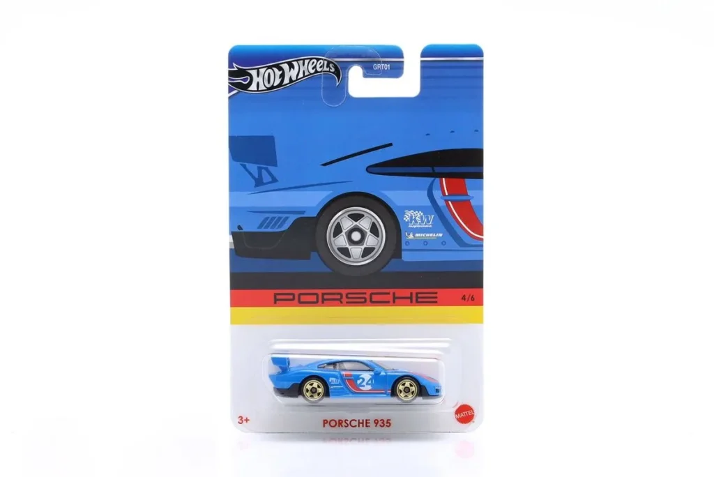 โมเดลรถ 1:64 Porsche 935 #24 สีน้ำเงิน HotWheels