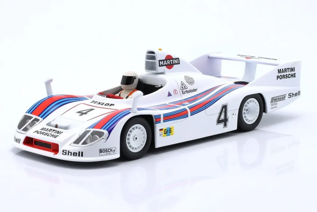 仿真赛车头盔 1:18 Porsche 936/77 #4 Jacky Ickx, Jürgen Barth, Hurley Haywood 24 小时勒芒年 1977 WERK83 CK93231