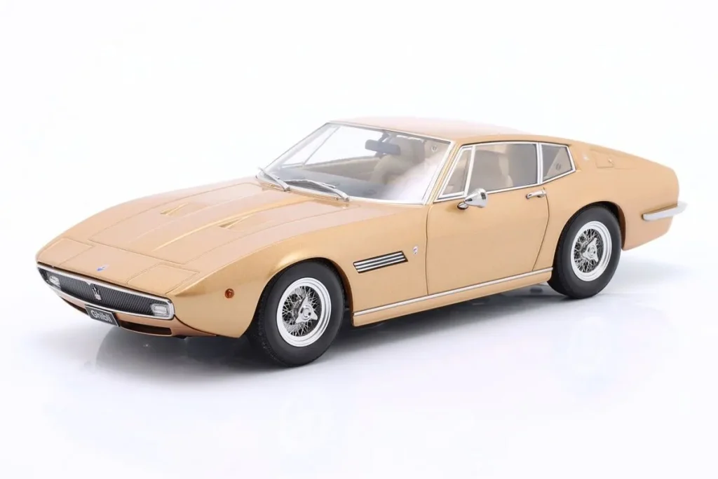 โมเดลรถ 1:18 Maserati Ghibli Coupé ปี 1969 สีทองเมทัลลิก KK-Scale