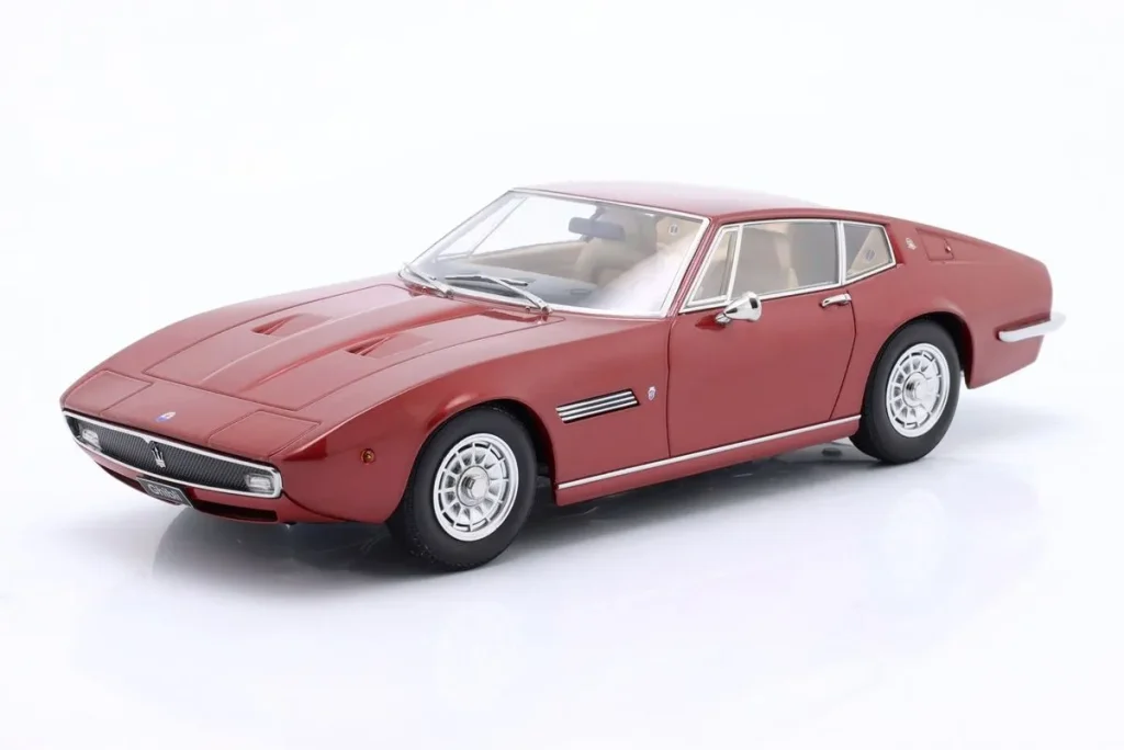 โมเดลรถ 1:18 Maserati Ghibli Coupe ปี 1969 สีแดงเมทัลลิก KK-Scale