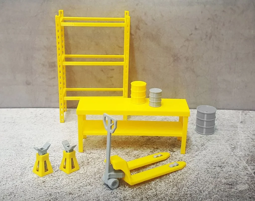 โมเดลรถ 1:18 Werkstatt อุปกรณ์เสริม Set (klein) สีเหลือง Dioramatoys