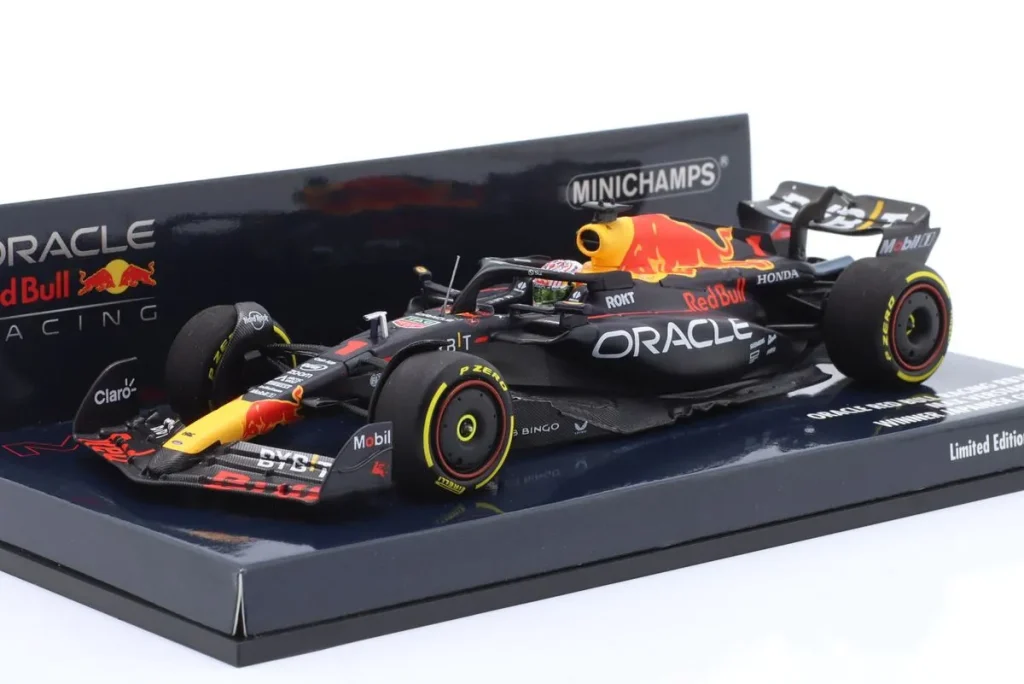 โมเดลรถ 1:43 Red Bull Racing RB19 #1 Max Verstappen ฟอร์มูล่าวัน ปี 2023 Minichamps 417231701