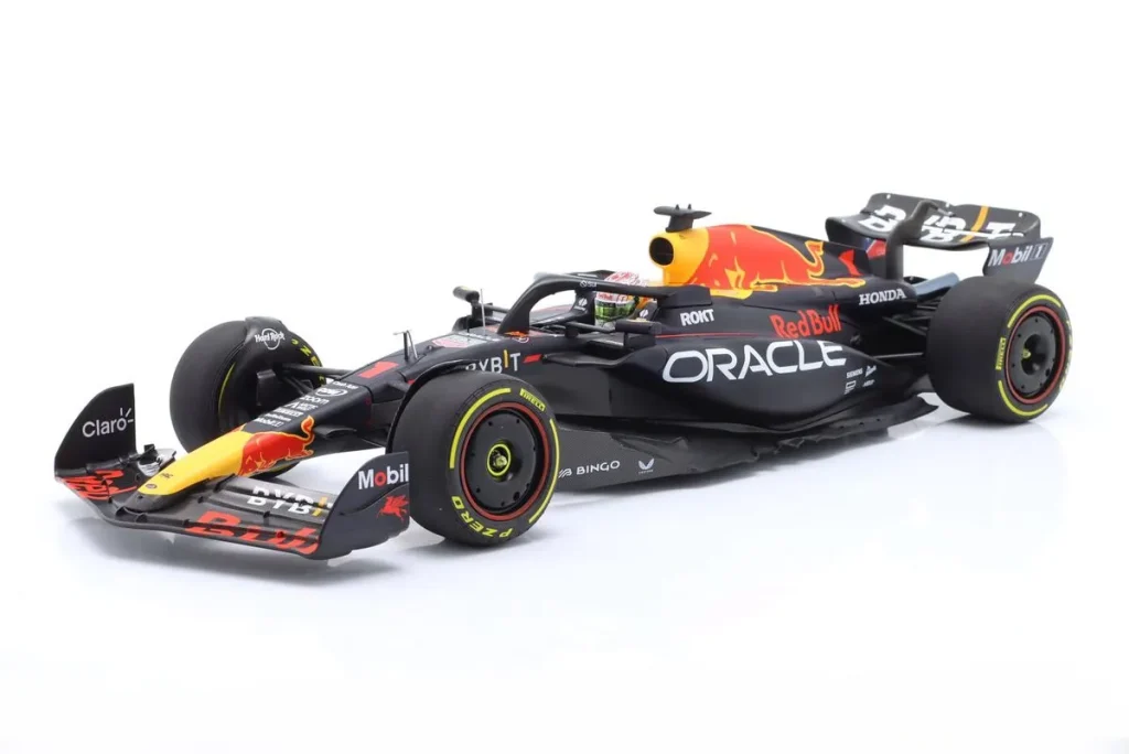โมเดลรถ 1:18 Red Bull Racing RB19 #1 Max Verstappen ฟอร์มูล่าวัน ปี 2023 Minichamps 110231701