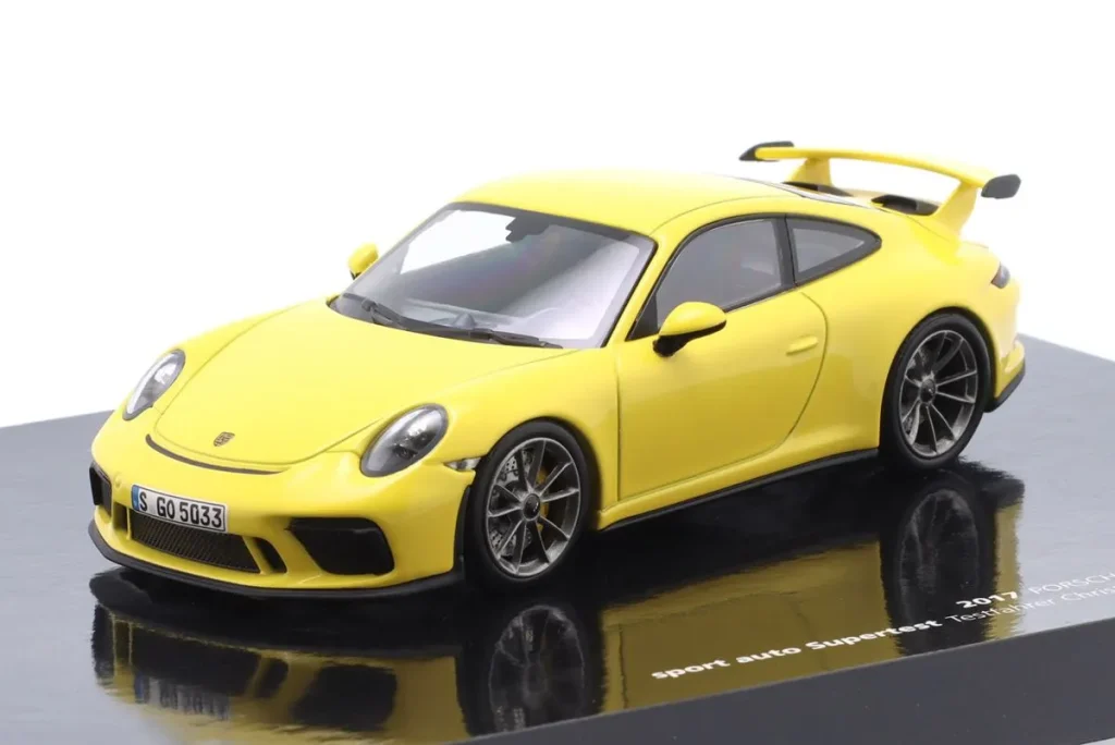 โมเดลรถ 1:43 Porsche 911 (991 II) GT3 Christian Gebhardt sport auto Supertest Nürburgring Nordschleife (7:18 min) ปี 2017 Minichamps