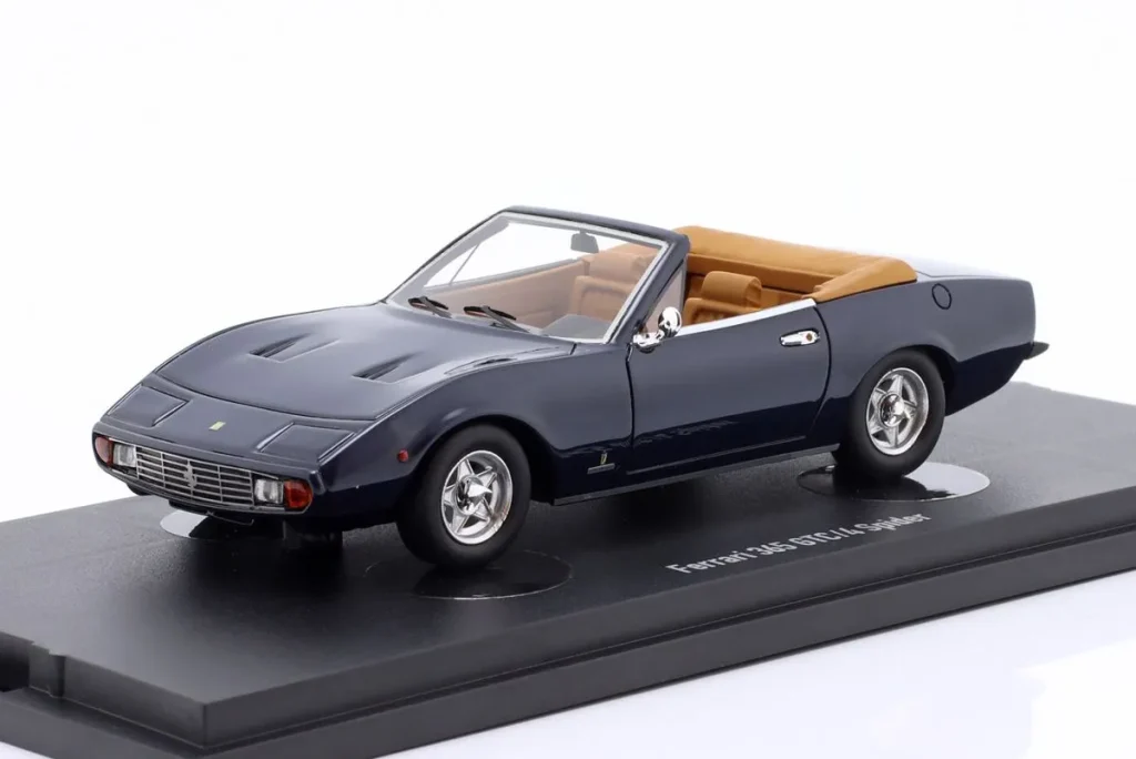 โมเดลรถ 1:43 Ferrari 365 GTC/4 Spider ปี 1971 สีน้ำเงินเข้ม AutoCult