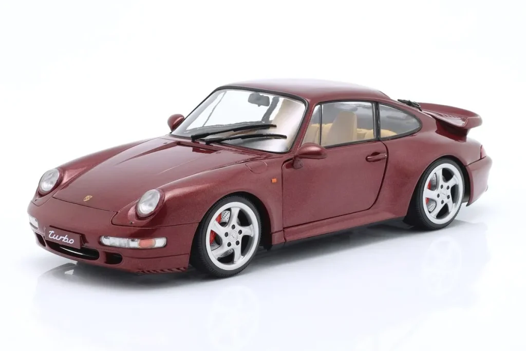 车型 1:18 Porsche 911 (997) Turbo 年 1997 颜色 Arena 红色 Solido