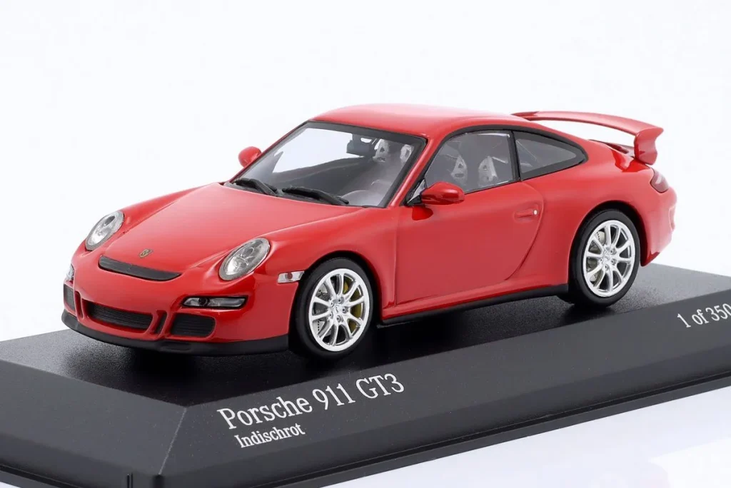 โมเดลรถ 1:43 Porsche 911 (997) GT3 ปี 2006 สีแดงอินเดีย Minichamps