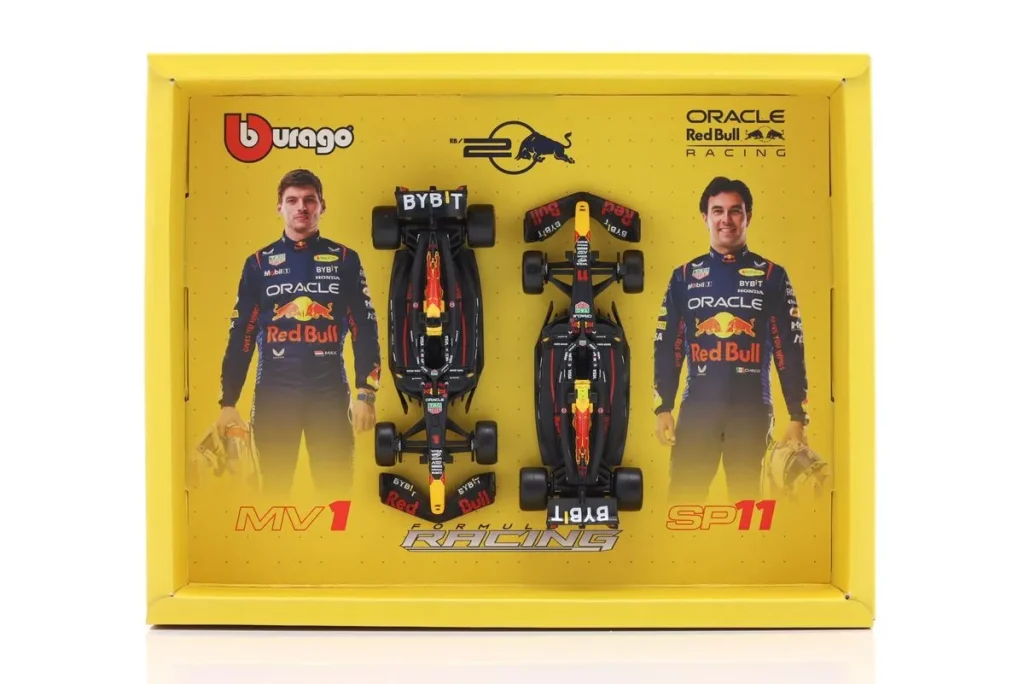 โมเดลรถ 1:43 Red Bull Racing RB20 #1 Max Verstappen #1 & Sergio Perez #11 ฟอร์มูล่าวัน แชมป์โลก (Verstappen) ปี 2024 Bburago