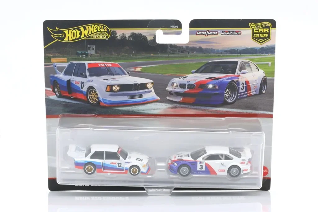 โมเดลรถ 1:64 BMW 320 Gr.5 #12 & BMW M3 GTR 2001 #3 สีขาว / น้ำเงิน / แดง HotWheels