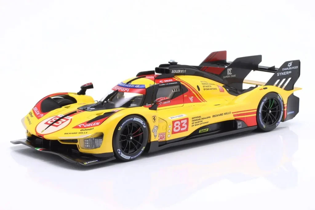 โมเดลรถ 1:18 Ferrari 499P #83 Robert Kubica, Robert Shwartzmann, Yifei Ye 24 ชั่วโมง เลอมังส์ ปี 2024 Bburago 18-16304
