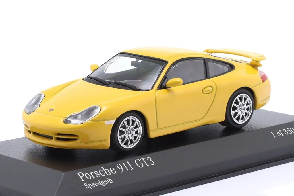 โมเดลรถ 1:43 Porsche 911 GT3 ปี 1999 สีเหลืองสปีด Minichamps