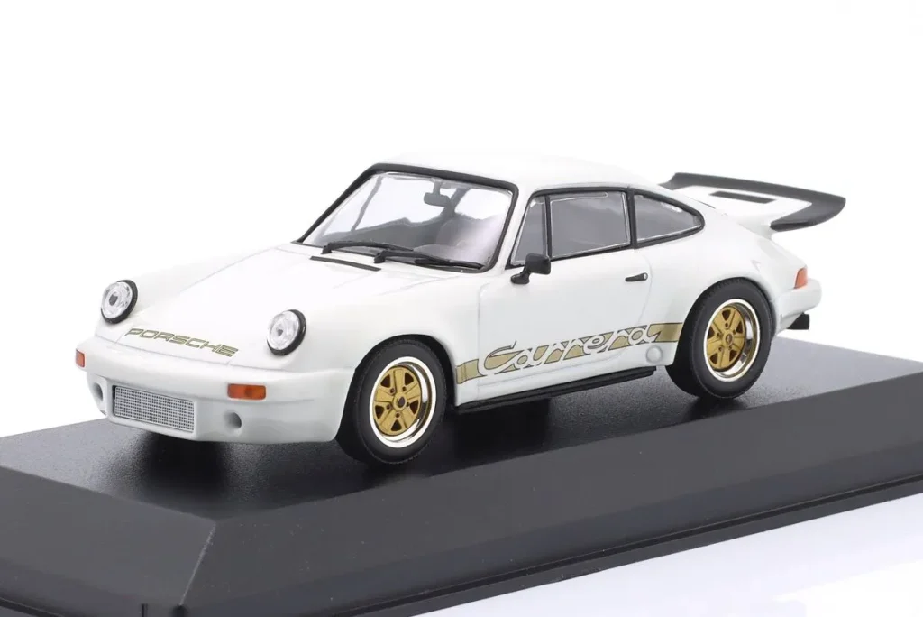 โมเดลรถ 1:43 Porsche 911 Carrera RS 3.0 ปี 1974 สีขาว Minichamps