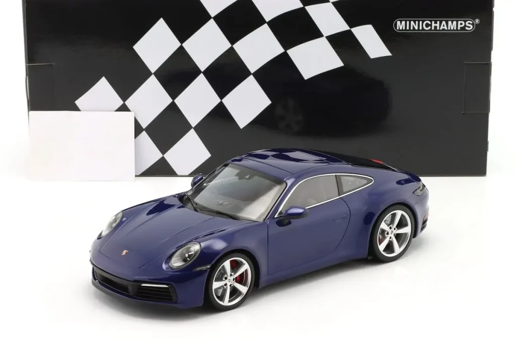 Model 1:18 Porsche 911 (992) Carrera 4S Film Bad Boys for Life year 2019 metallic blue Minichamps