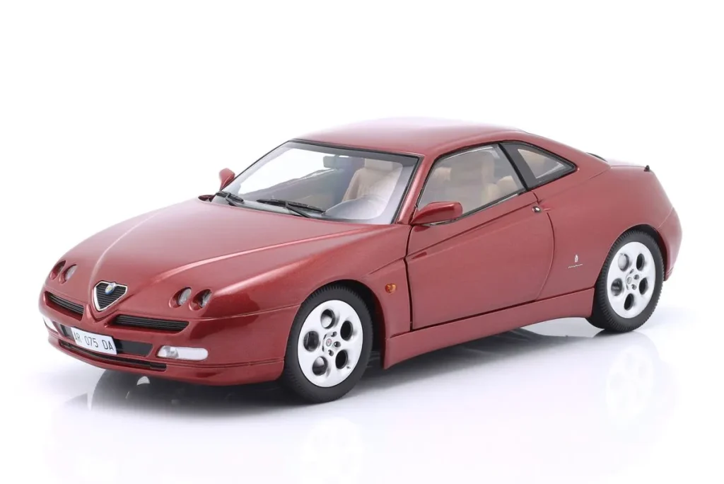 โมเดลรถ 1:18 Alfa Romeo GTV 2.0 TS 16V ปี 1998 สีแดงเมทัลลิก Mitica