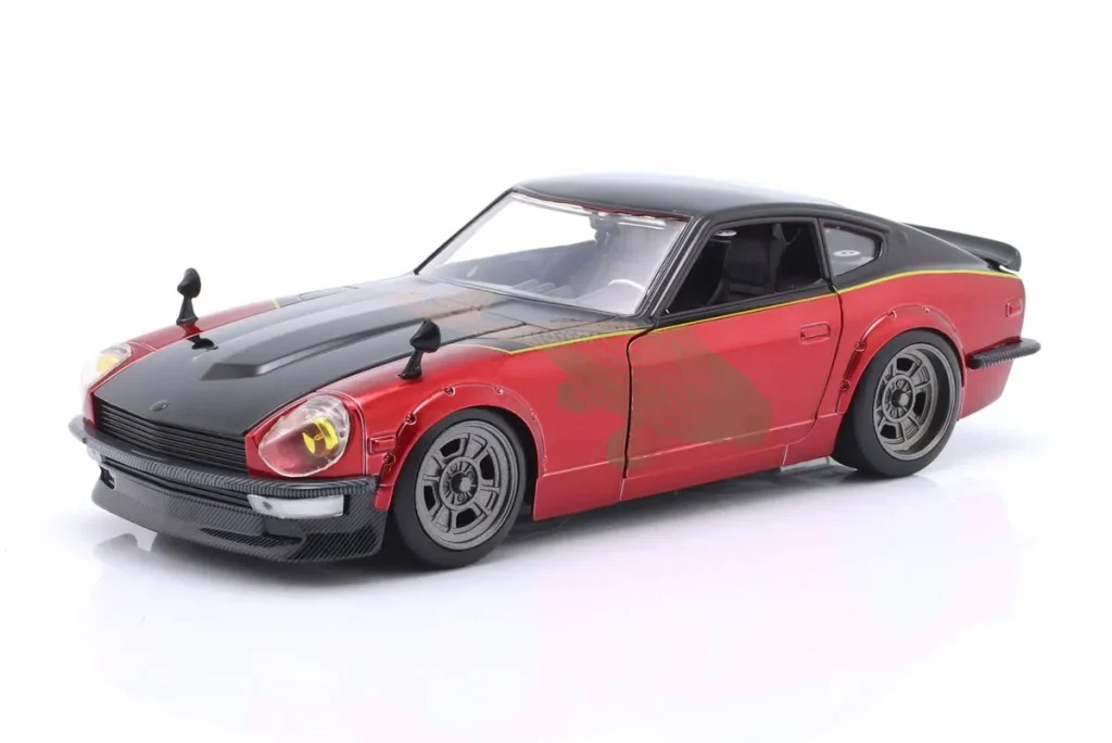 โมเดลรถ 1:24 Datsun 240Z Film “Fast X” / Fast & Furious 10 (2023) ปี 1972 สีแดง / ดำ Jadatoys
