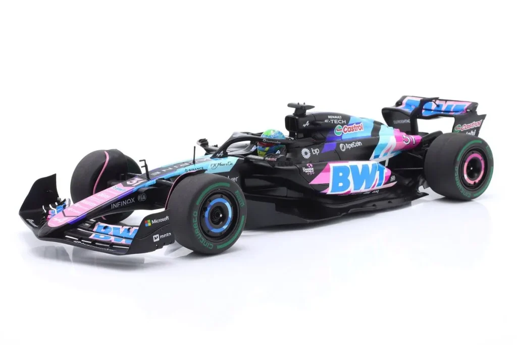 โมเดลรถ 1:18 Alpine A524 #31 Esteban Ocon อันดับ 2 Brasilien GP (Sao Paulo) ฟอร์มูล่าวัน ปี 2024 Solido