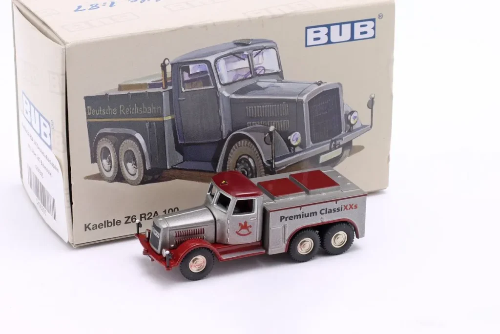 车型 1:87 Kaelble Z6 R2A 100 红色 / 银 Bubmobile