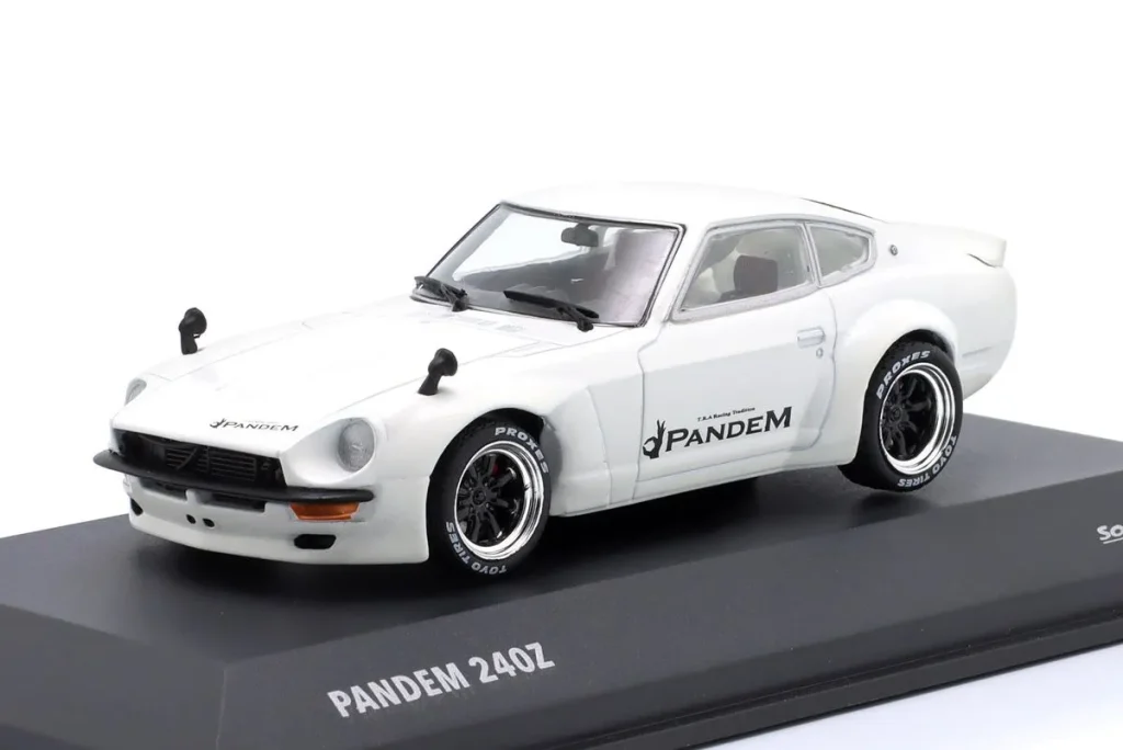 Model 1:43 Datsun 240Z Pandem Rocket Bunny year 1973 white Solido