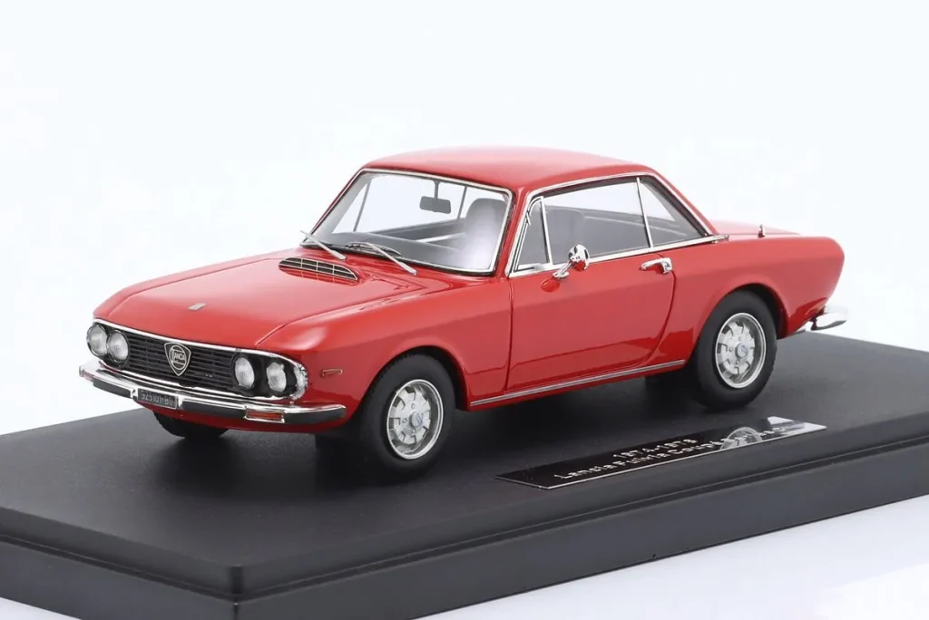 โมเดลรถ 1:43 Lancia Fulvia Coupe Series 3 สีแดง Matrix