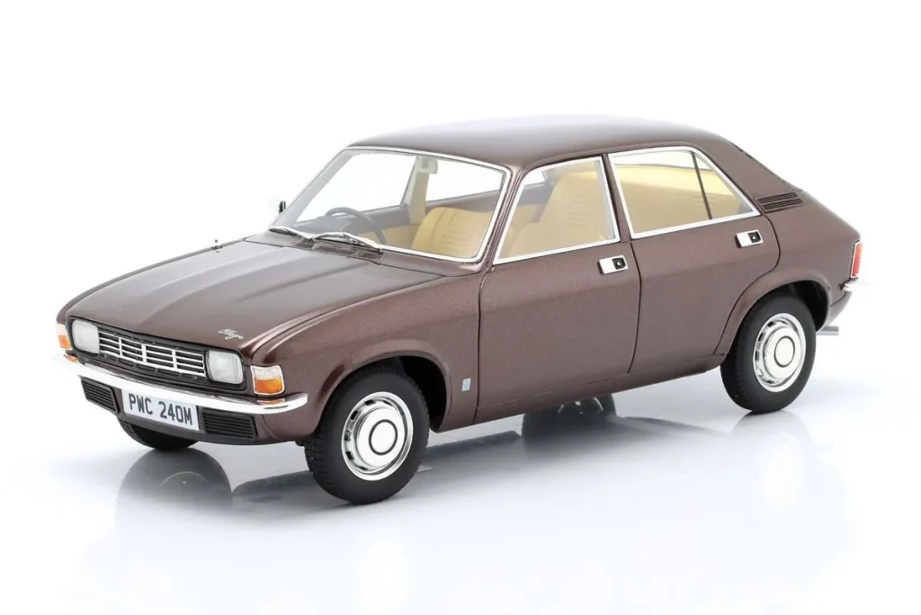 โมเดลรถ 1:18 Austin Allegro ปี 1973 สีบรอนซ์เมทัลลิก Cult Scale Models