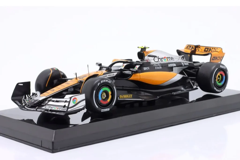 车型 1:24 McLaren MCL60 #4 Lando Norris 排名 2 British GP 一级方程式 / 一级方程式世界冠军年 2023 Premium Collectibles