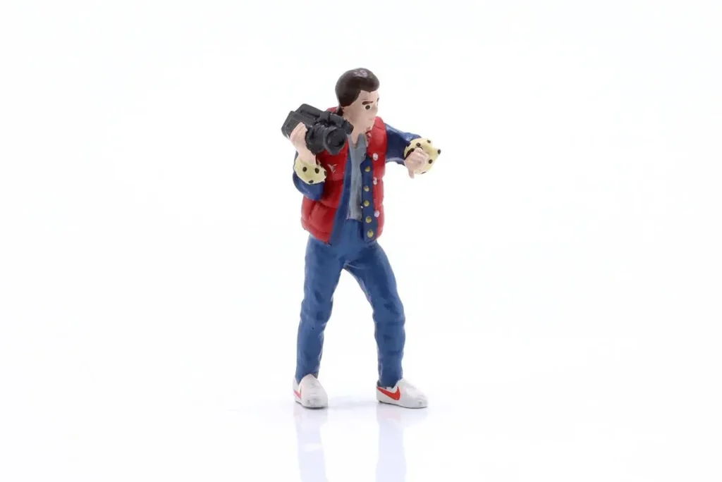手办 1:43 Back to the Future Marty McFly Cartrix