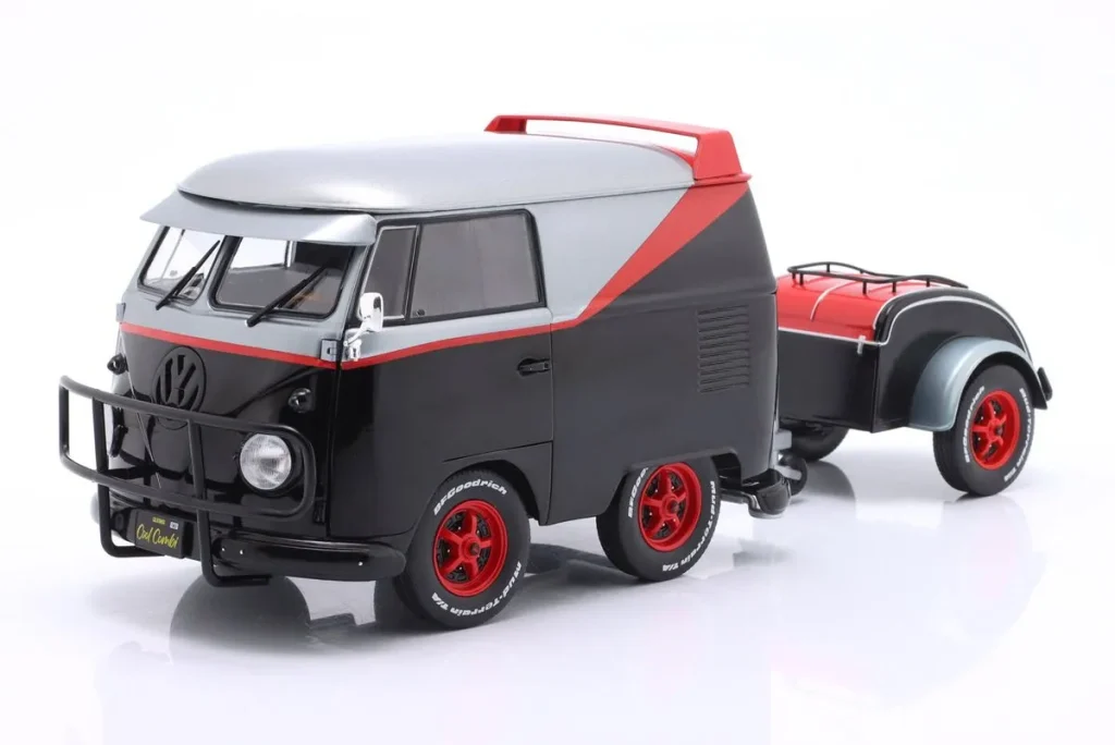 โมเดลรถ 1:18 Kool Kombi B-Team ปี 2024 สีดำ / แดง Solido
