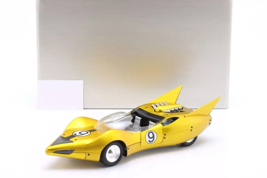 โมเดลรถ 1:18 Hamilton Speed Racer Shooting Star #9 สีเหลือง Schwyn Haas