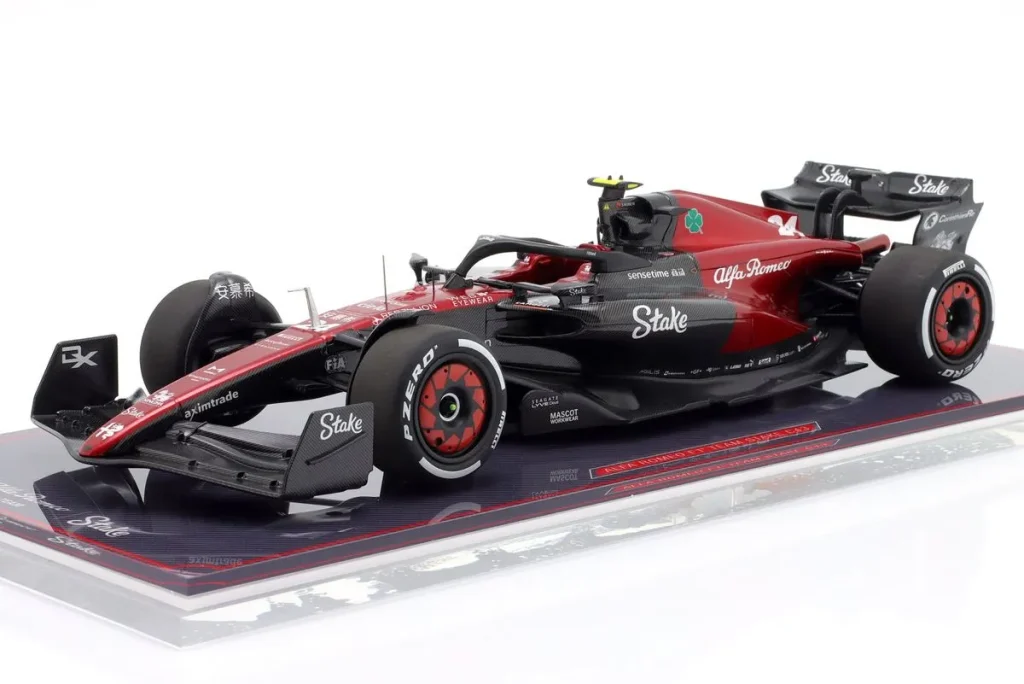 车型 1:18 Alfa Romeo C43 #24 Zhou Guanyu 排名 16 Ungarn GP (Hungaroring Mogyoród) 一级方程式年 2023 NZG