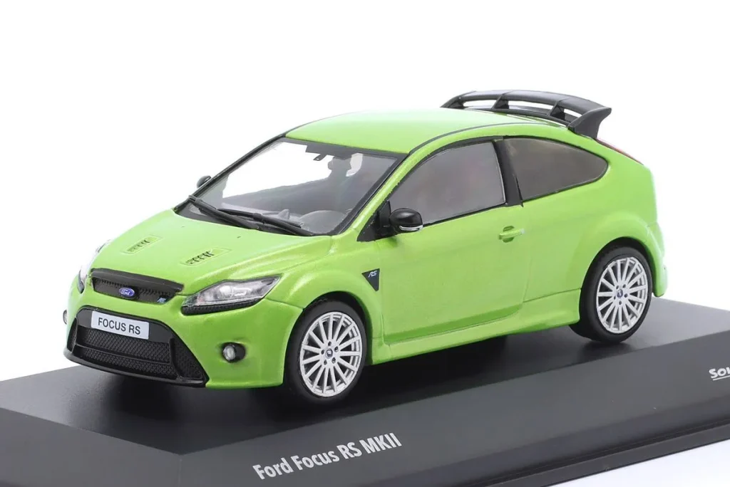 โมเดลรถ 1:43 Ford Focus RS MK II ปี 2010 สีเขียว Solido