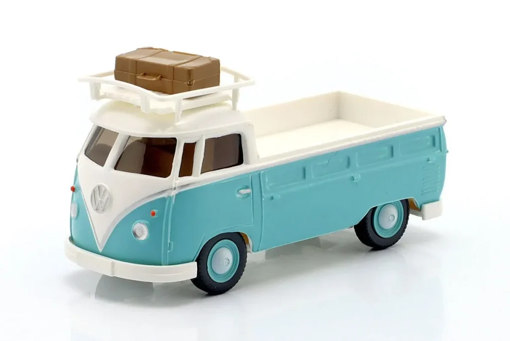 โมเดลรถ 1:87 Volkswagen VW T1 Pritsche “New York New York” สีฟ้าอ่อน / ขาว