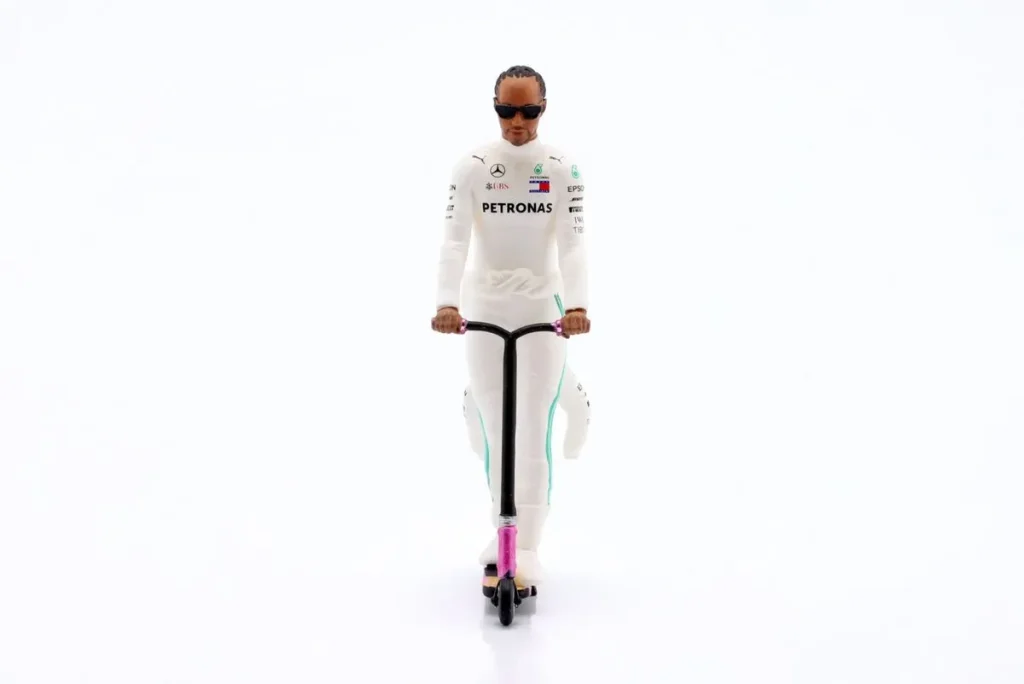 手办 1:18 Mercedes F1 W07 Hybrid Lewis Hamilton 一级方程式年 2016 Cartrix