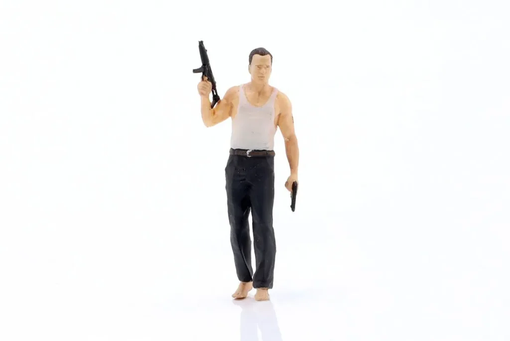 手办 1:43 Stirb Langsam John McClane Stirb Langsam (1988) Cartrix