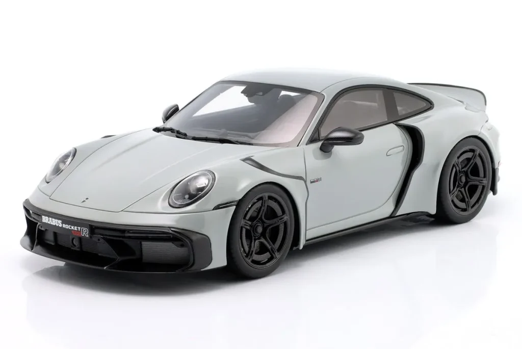 โมเดลรถ 1:18 Brabus 900 Rocket-R ปี 2023 สี nardo เทา GT-SPIRIT