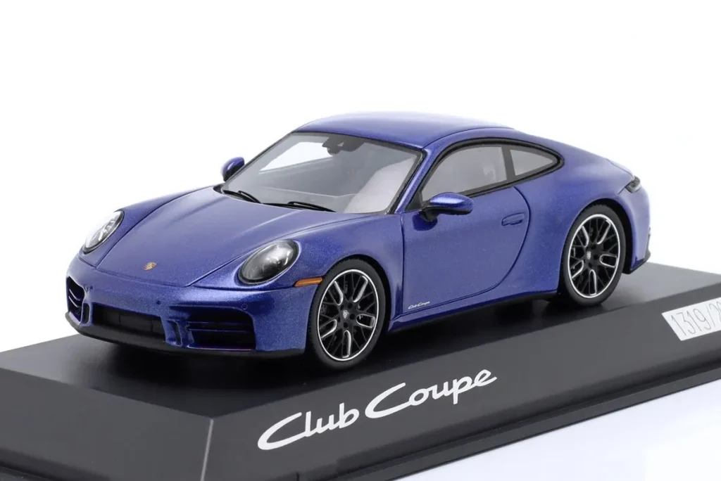 车型 1:43 Porsche 911 (992.2) Carrera T Club Coupé 颜色 club 蓝色 Spark