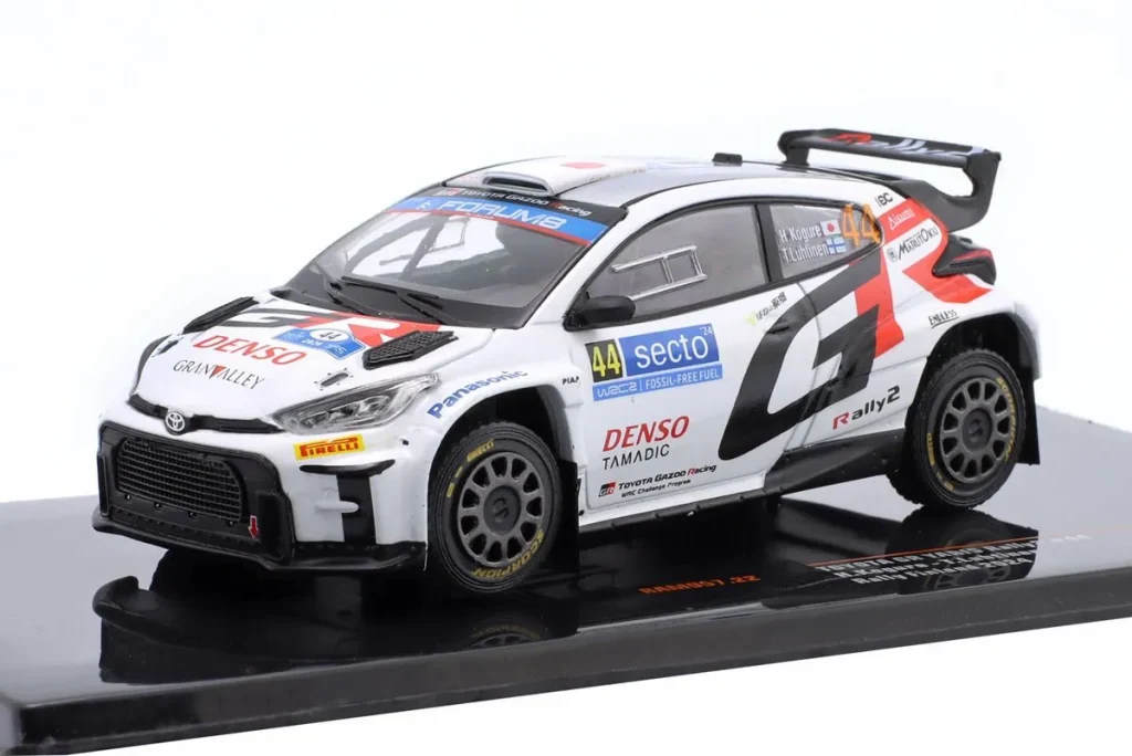 โมเดลรถ 1:43 Toyota GR Yaris Hikaru Kogure, Topi Luhtinen Rally Finnland ปี 2024 Ixo