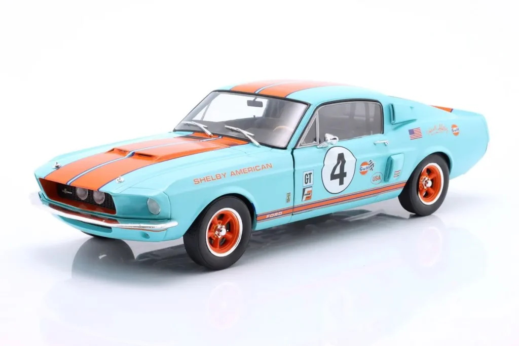 โมเดลรถ 1:18 Ford Mustang Shelby GT500 “Gulf Racing Tribute” #4 ปี 1967 สี Gulf-Lackierung น้ำเงิน / orange) Solido