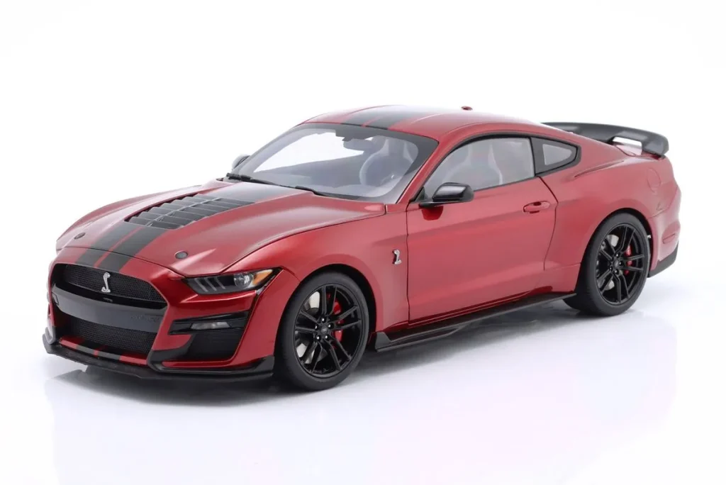 โมเดลรถ 1:18 Ford Mustang Shelby GT500 สีแดง / ดำ (rapid red) AUTOart