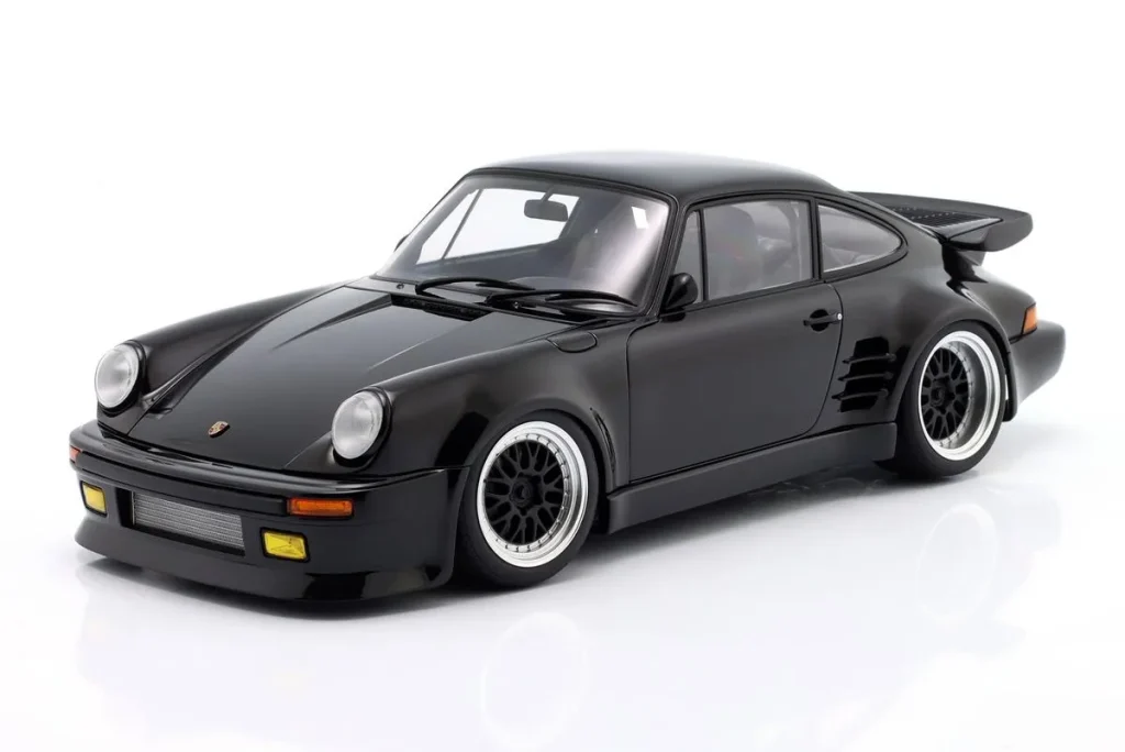 โมเดลรถ 1:18 Porsche 911 (930) Turbo Wangan Midnight “Blackbird” Comic #1 Version Tatsuya Shima Anime-Serie “Wangan Midnight” ปี 2025 สีดำ AUTOart