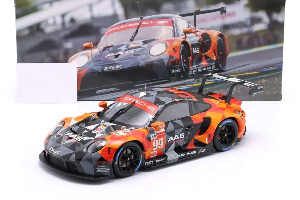 โมเดลรถ 1:18 Porsche 911 RSR-19 #99 Vutthikorn Inthraphuvasak, Florian Latorre, Harry Tincknell 24 ชั่วโมง เลอมังส์ ปี 2021 Ixo