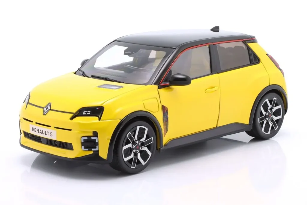 โมเดลรถ 1:18 Renault 5 E-Tech ปี 2024 สี pop เหลือง Solido