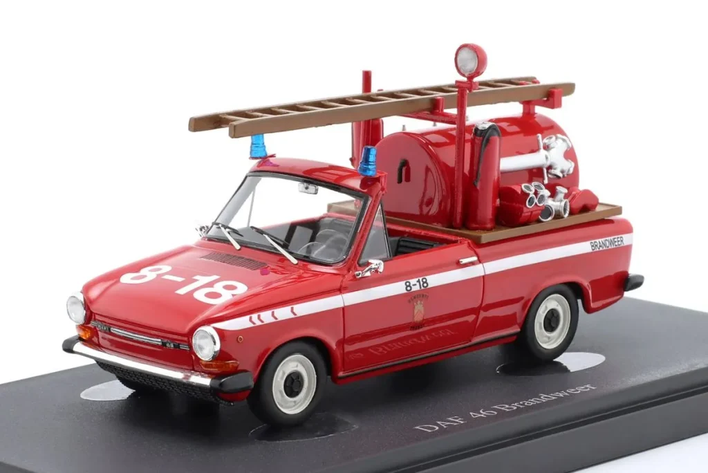 โมเดลรถ 1:43 DAF 64 Feuerwehr Niederlande ปี 1974 สีแดง AutoCult