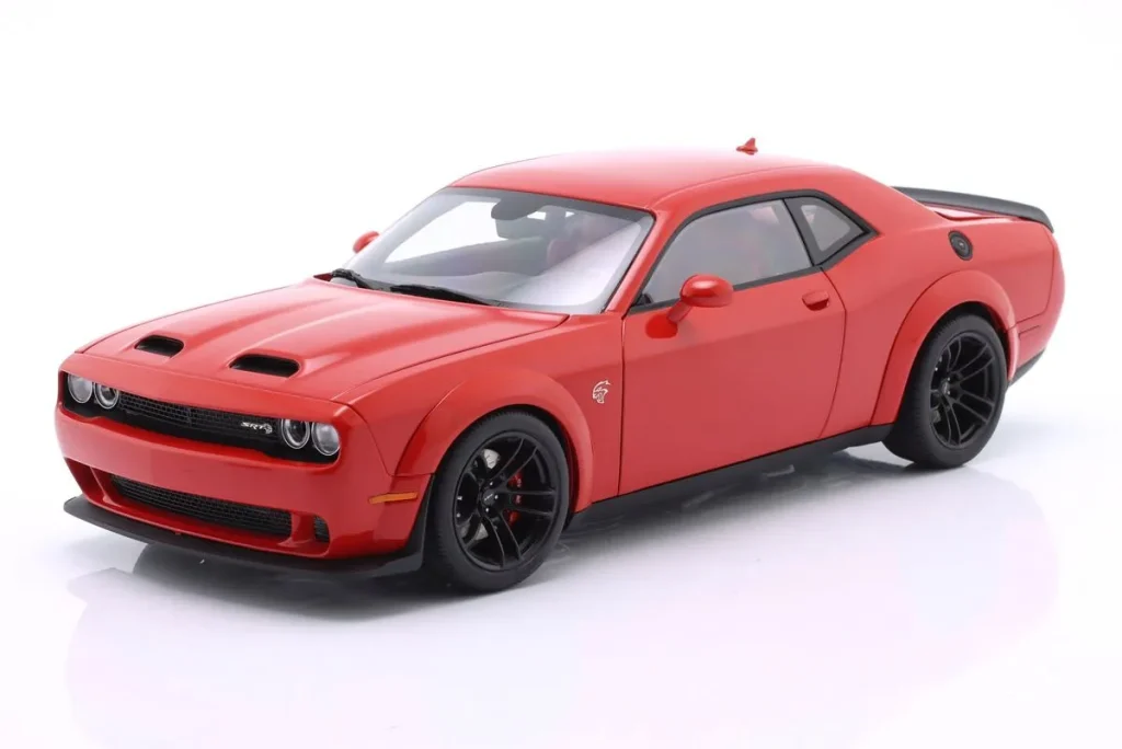 โมเดลรถ 1:18 Dodge Challenger SRT Jailbreak ปี 2022 สีแดง AUTOart
