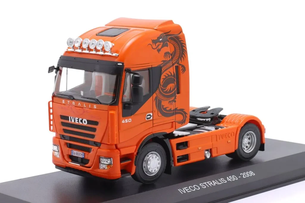 โมเดลรถ 1:43 Iveco Stralis 500 Sattelzugmaschine ปี 2008 สีส้ม พร้อม Dekor Hachette