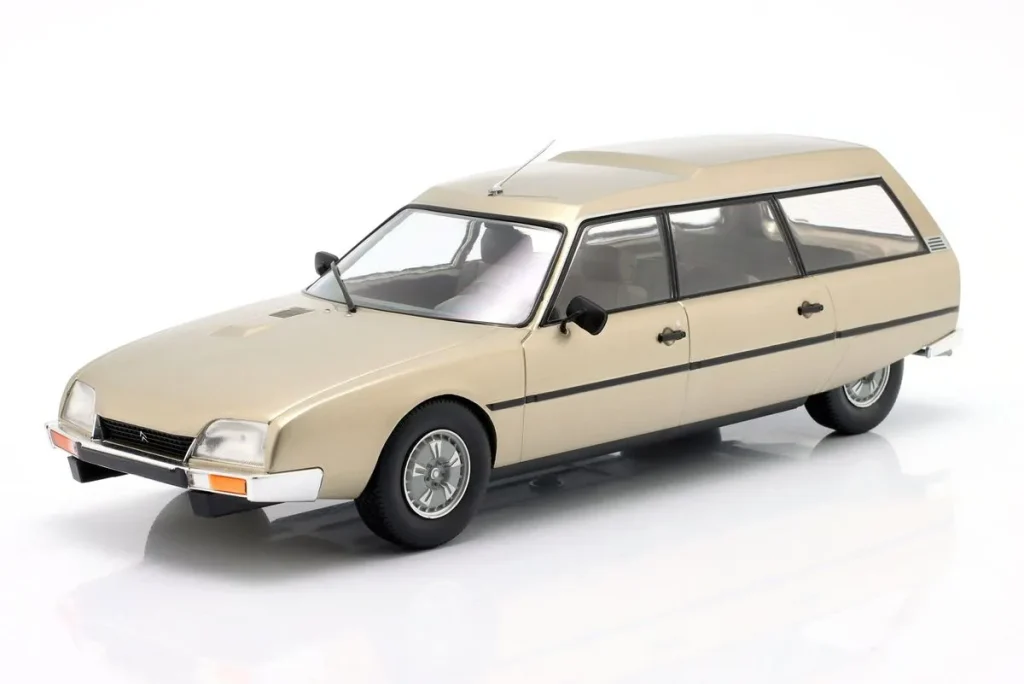 โมเดลรถ 1:18 Citroen CX Break ปี 1977 สีเบจเมทัลลิก ModelCarGroup